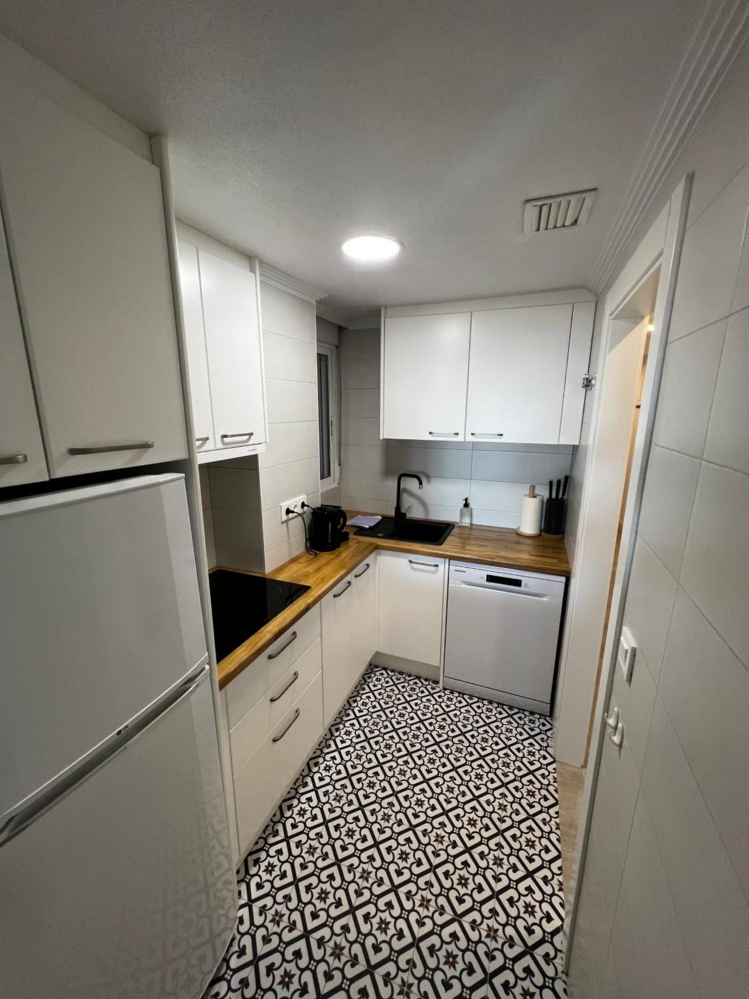 Costa Este Apartments - تورّيفيِخا المظهر الخارجي الصورة